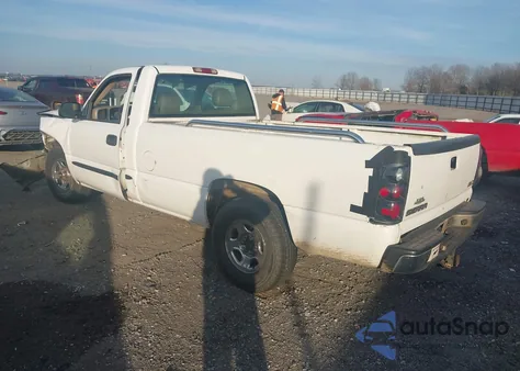2004 GMC Sierra 1500 z USA, uszkodzony, nr VIN 1GTEC14T34Z331275